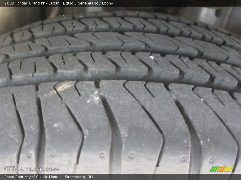 Liquid Silver Metallic / Ebony 2008 Pontiac Grand Prix Sedan