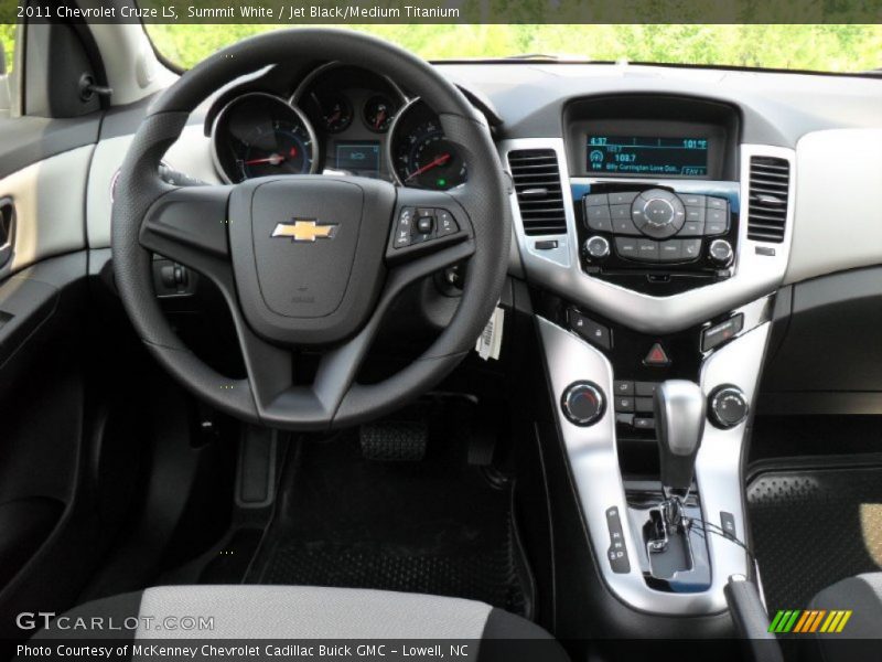 Summit White / Jet Black/Medium Titanium 2011 Chevrolet Cruze LS