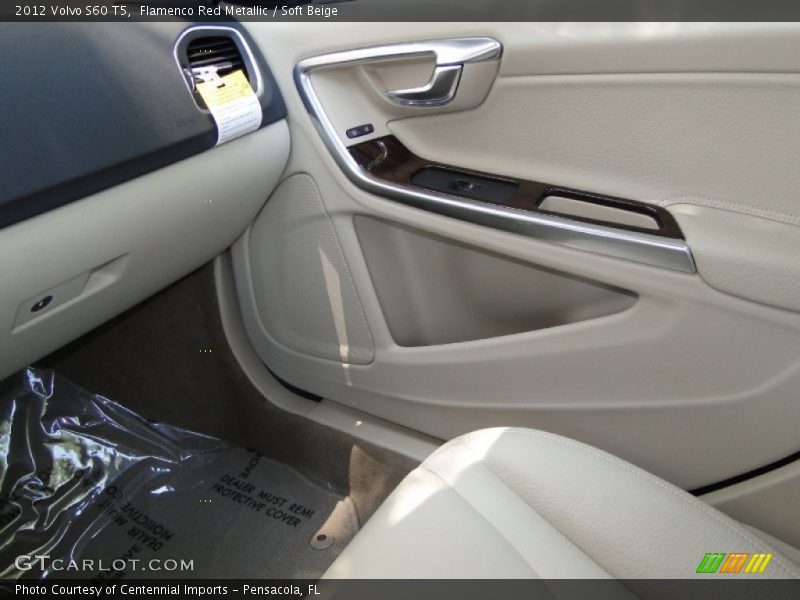 Flamenco Red Metallic / Soft Beige 2012 Volvo S60 T5