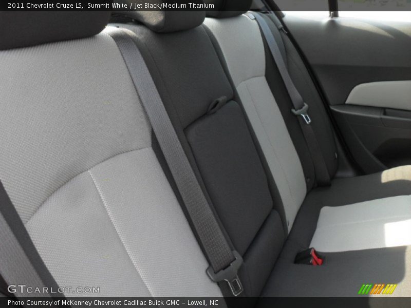 Summit White / Jet Black/Medium Titanium 2011 Chevrolet Cruze LS