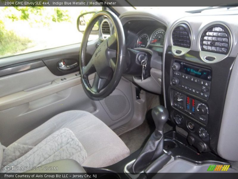 Indigo Blue Metallic / Medium Pewter 2004 GMC Envoy SLE 4x4