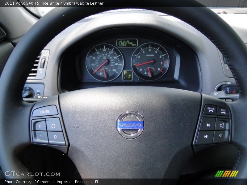 Ice White / Umbra/Calcite Leather 2011 Volvo S40 T5