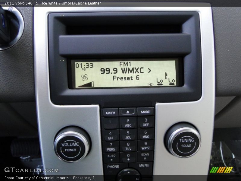 Ice White / Umbra/Calcite Leather 2011 Volvo S40 T5