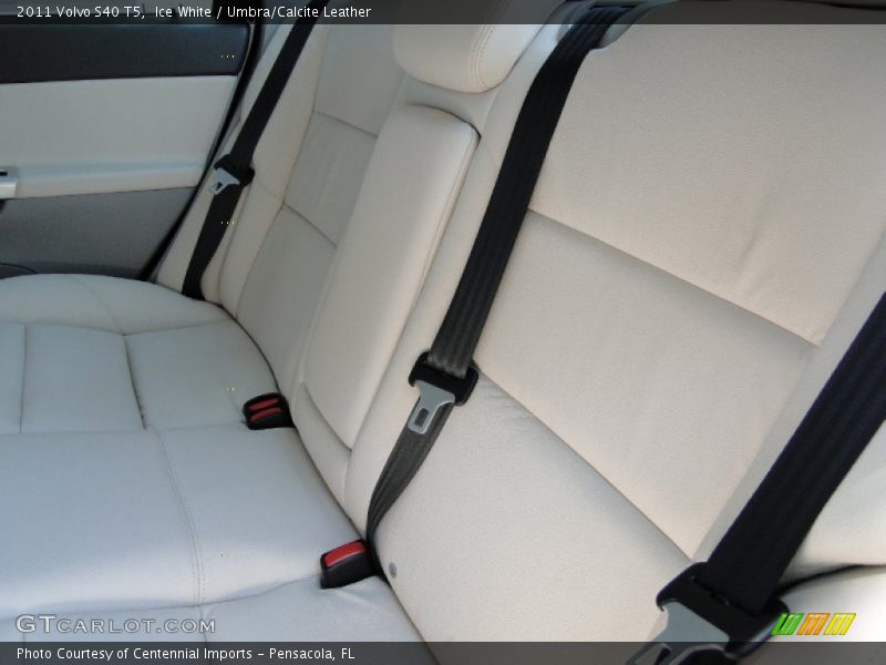 Ice White / Umbra/Calcite Leather 2011 Volvo S40 T5