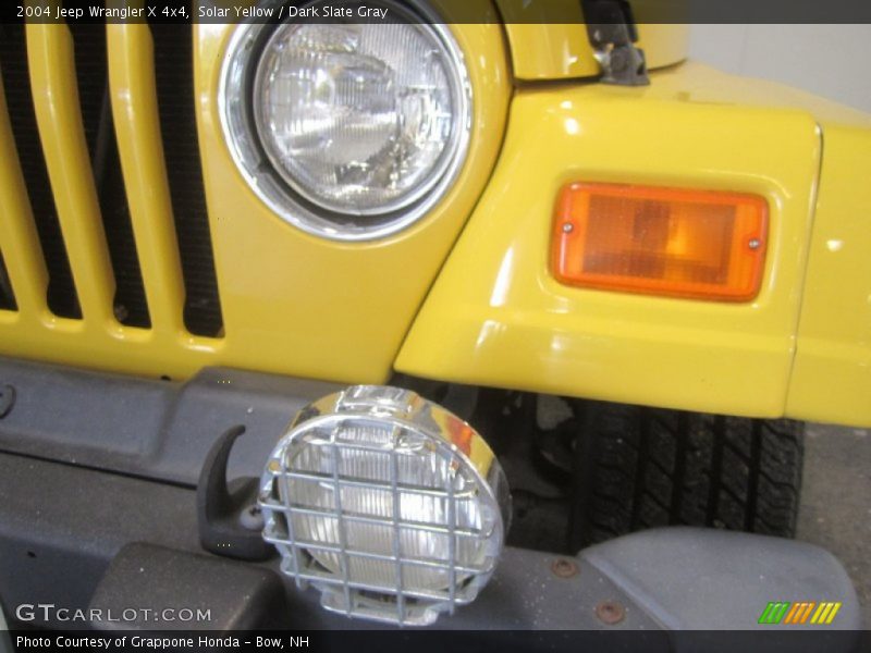 Solar Yellow / Dark Slate Gray 2004 Jeep Wrangler X 4x4