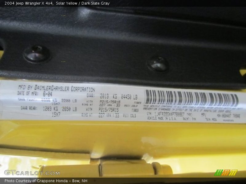 Solar Yellow / Dark Slate Gray 2004 Jeep Wrangler X 4x4