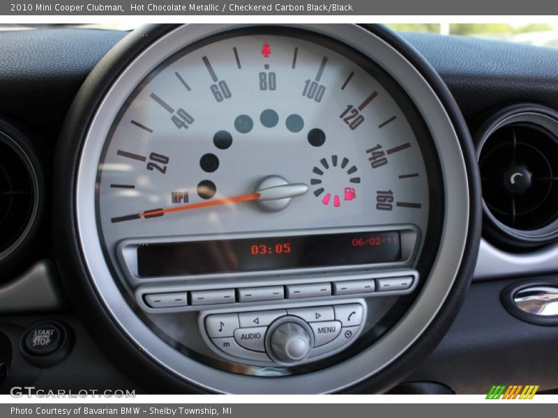 Hot Chocolate Metallic / Checkered Carbon Black/Black 2010 Mini Cooper Clubman