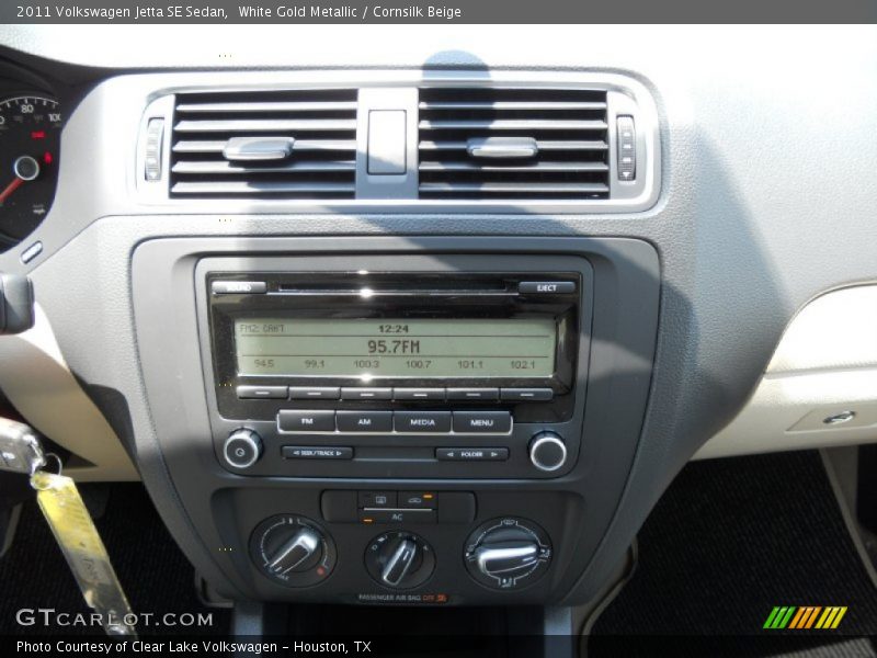 White Gold Metallic / Cornsilk Beige 2011 Volkswagen Jetta SE Sedan