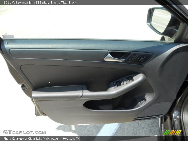 Black / Titan Black 2011 Volkswagen Jetta SE Sedan