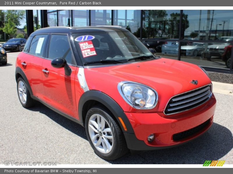 Front 3/4 View of 2011 Cooper Countryman