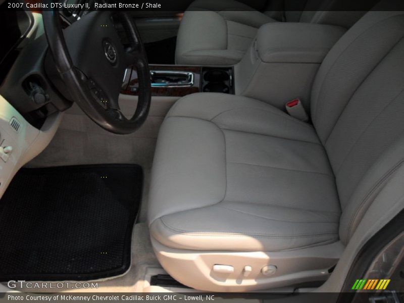 Radiant Bronze / Shale 2007 Cadillac DTS Luxury II