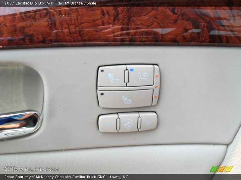 Radiant Bronze / Shale 2007 Cadillac DTS Luxury II
