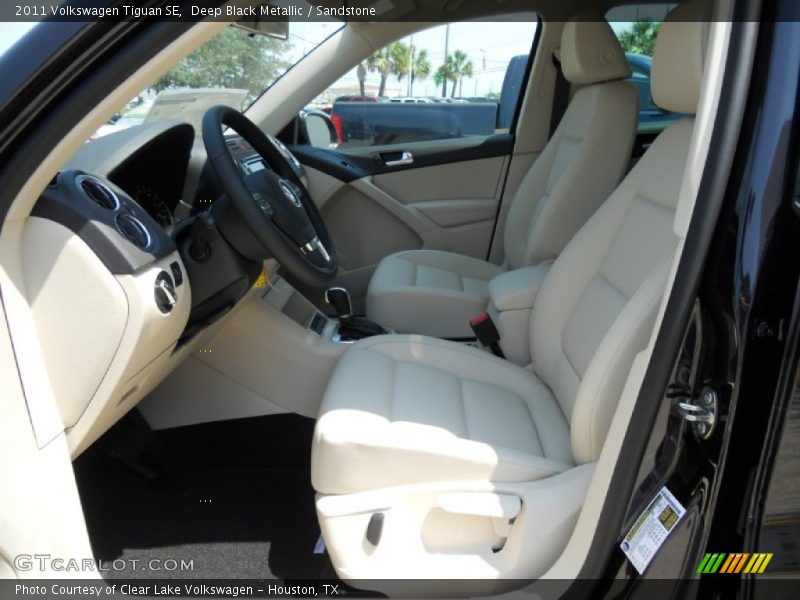 Deep Black Metallic / Sandstone 2011 Volkswagen Tiguan SE