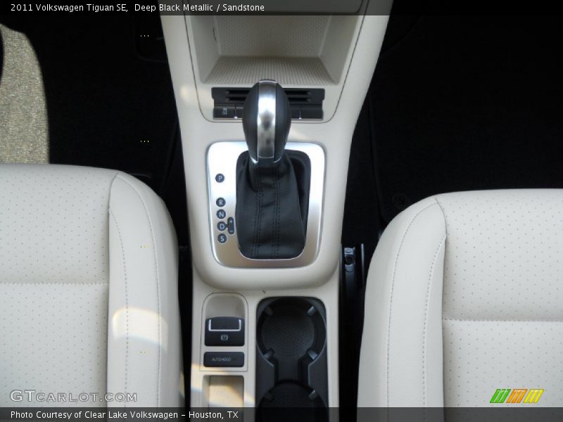 Deep Black Metallic / Sandstone 2011 Volkswagen Tiguan SE