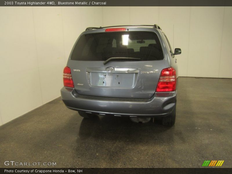 Bluestone Metallic / Charcoal 2003 Toyota Highlander 4WD