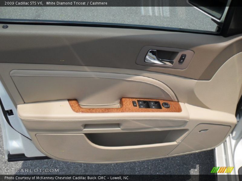 White Diamond Tricoat / Cashmere 2009 Cadillac STS V6