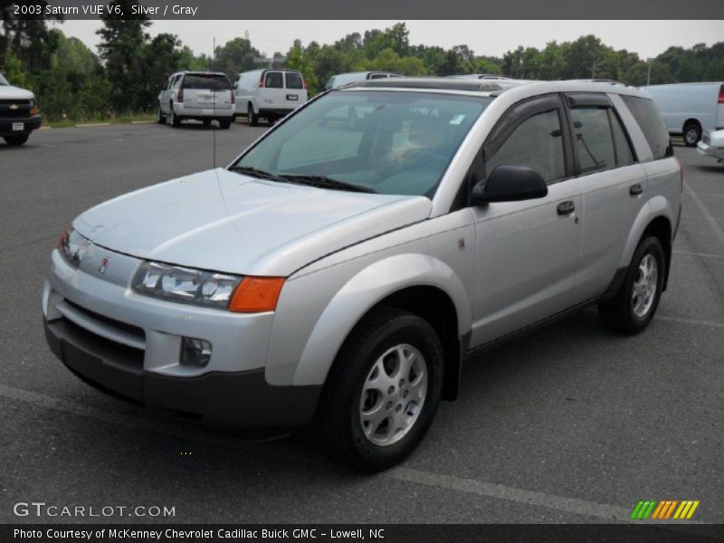 Front 3/4 View of 2003 VUE V6