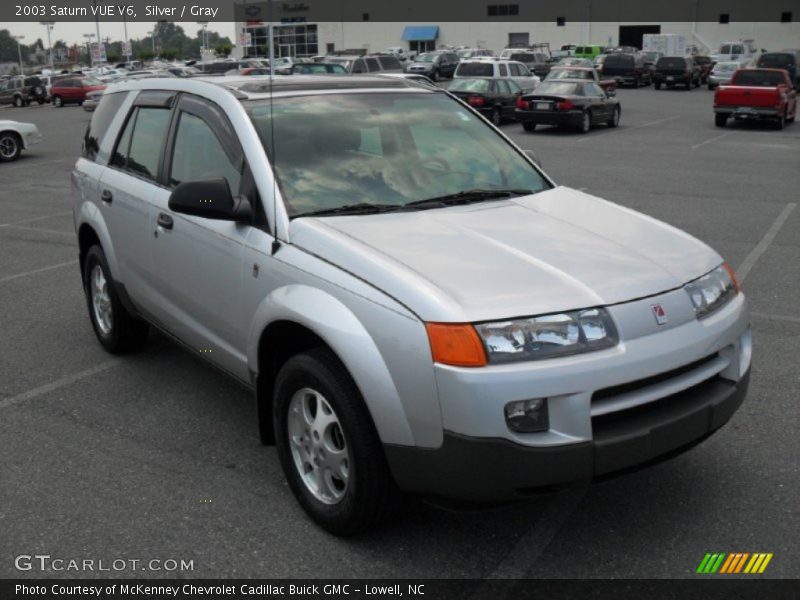 Silver / Gray 2003 Saturn VUE V6