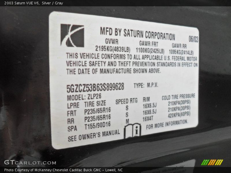 Silver / Gray 2003 Saturn VUE V6