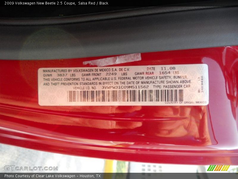 Salsa Red / Black 2009 Volkswagen New Beetle 2.5 Coupe