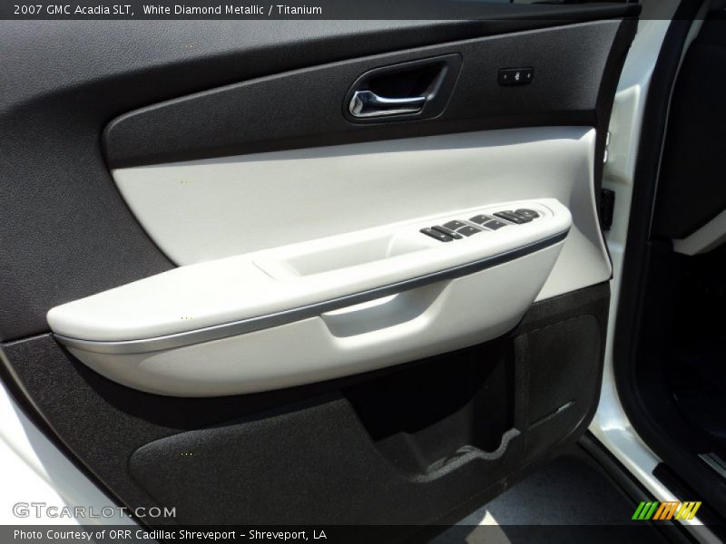 White Diamond Metallic / Titanium 2007 GMC Acadia SLT