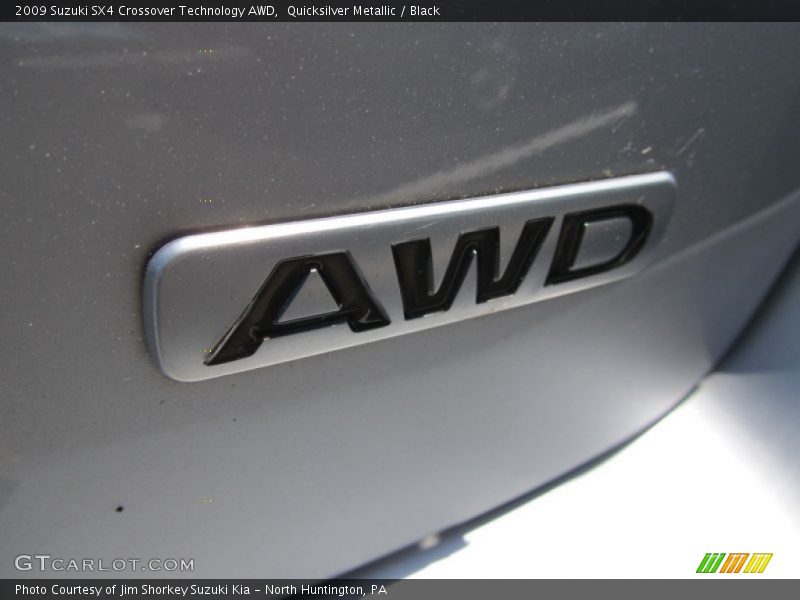 Quicksilver Metallic / Black 2009 Suzuki SX4 Crossover Technology AWD