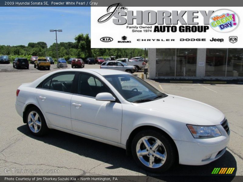 Powder White Pearl / Gray 2009 Hyundai Sonata SE