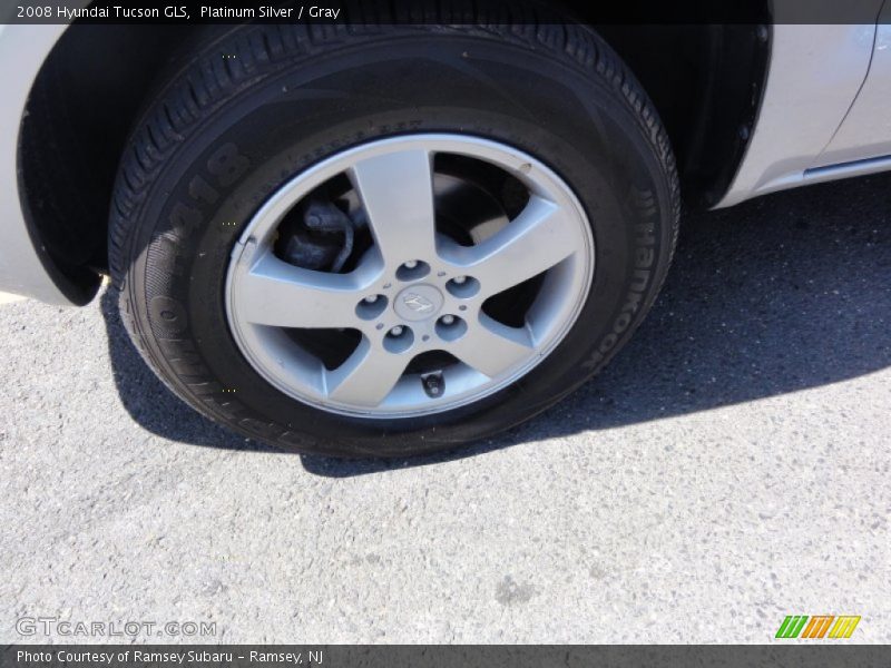 Platinum Silver / Gray 2008 Hyundai Tucson GLS