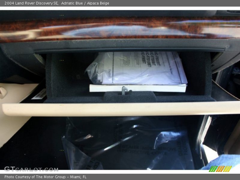Adriatic Blue / Alpaca Beige 2004 Land Rover Discovery SE
