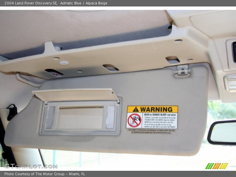 Adriatic Blue / Alpaca Beige 2004 Land Rover Discovery SE