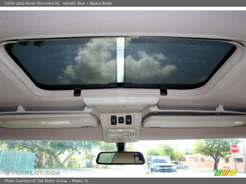 Adriatic Blue / Alpaca Beige 2004 Land Rover Discovery SE