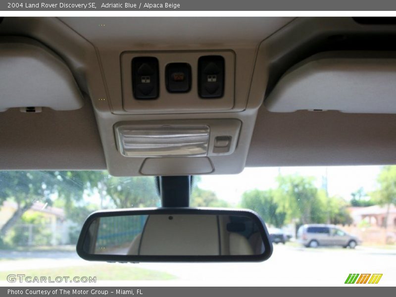 Adriatic Blue / Alpaca Beige 2004 Land Rover Discovery SE