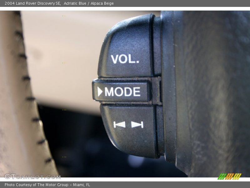 Adriatic Blue / Alpaca Beige 2004 Land Rover Discovery SE