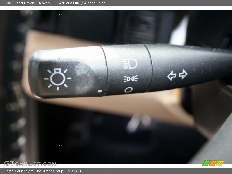 Adriatic Blue / Alpaca Beige 2004 Land Rover Discovery SE