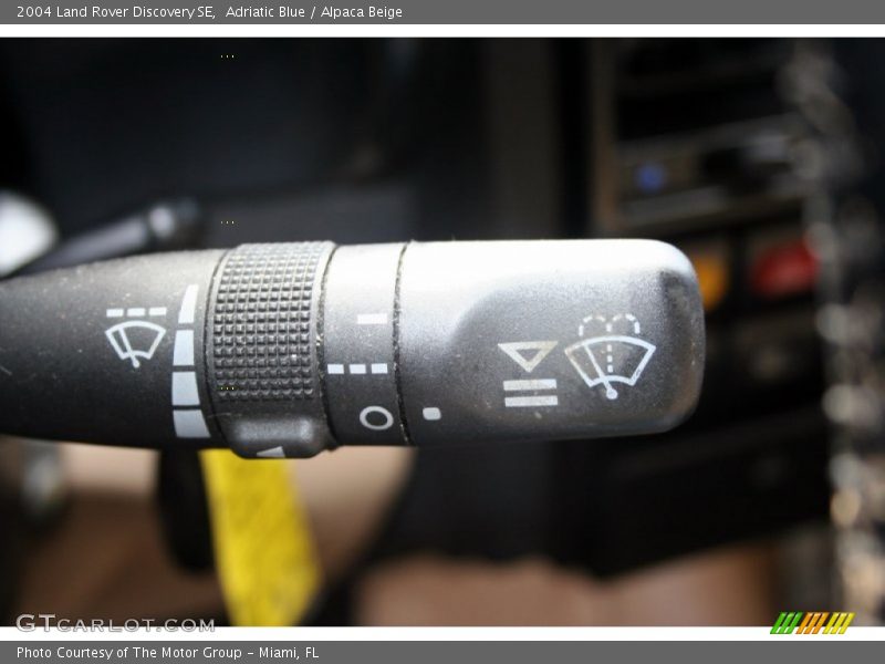 Adriatic Blue / Alpaca Beige 2004 Land Rover Discovery SE