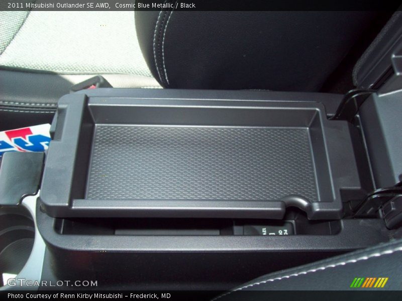 Cosmic Blue Metallic / Black 2011 Mitsubishi Outlander SE AWD