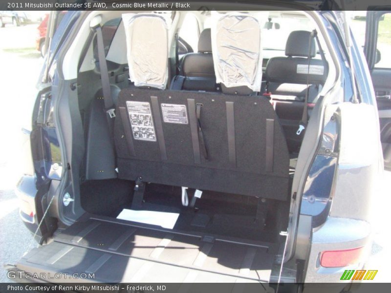 Cosmic Blue Metallic / Black 2011 Mitsubishi Outlander SE AWD
