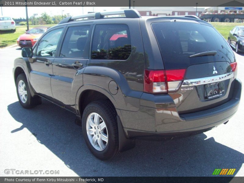 Carbon Pearl / Black 2011 Mitsubishi Endeavor LS