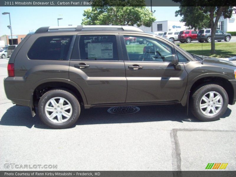 Carbon Pearl / Black 2011 Mitsubishi Endeavor LS