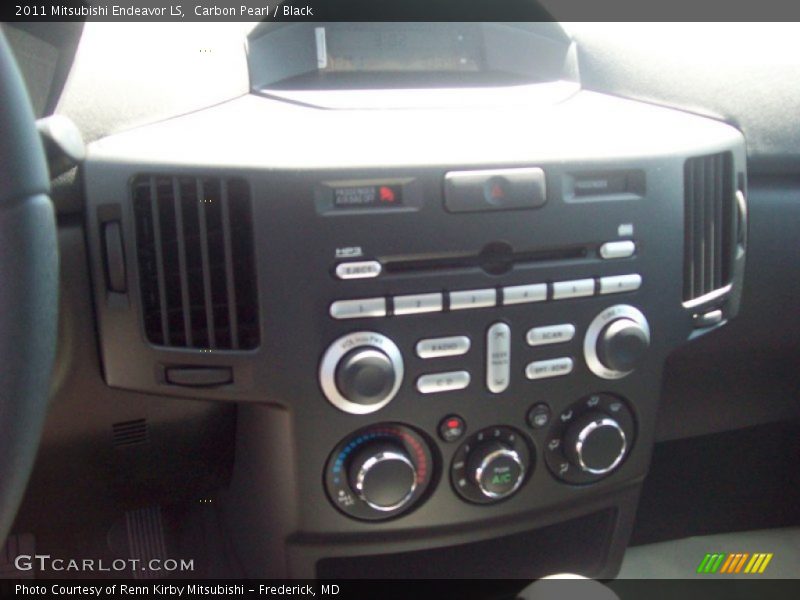 Carbon Pearl / Black 2011 Mitsubishi Endeavor LS
