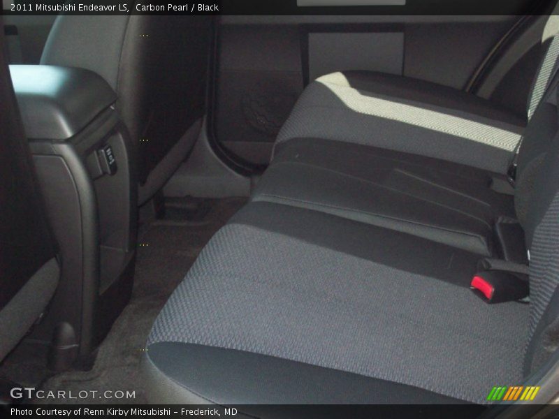 Carbon Pearl / Black 2011 Mitsubishi Endeavor LS