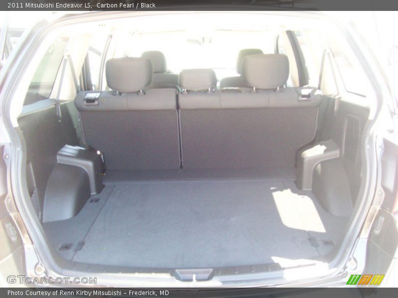 Carbon Pearl / Black 2011 Mitsubishi Endeavor LS