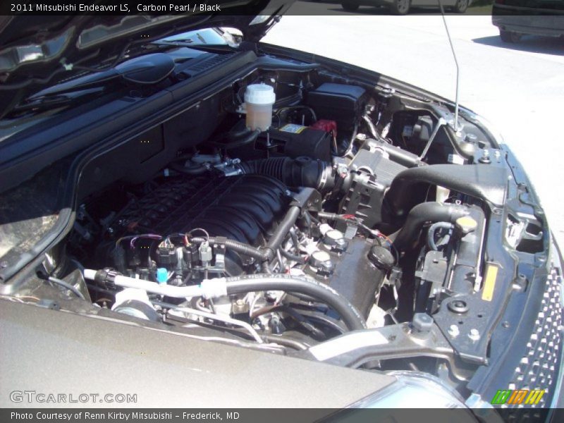 Carbon Pearl / Black 2011 Mitsubishi Endeavor LS