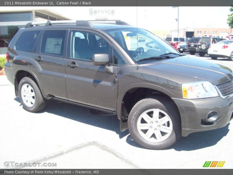 Carbon Pearl / Black 2011 Mitsubishi Endeavor LS