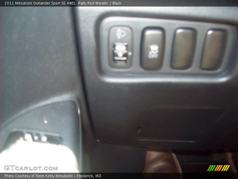 Rally Red Metallic / Black 2011 Mitsubishi Outlander Sport SE 4WD