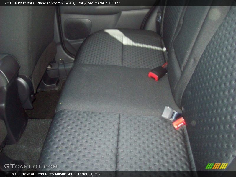 Rally Red Metallic / Black 2011 Mitsubishi Outlander Sport SE 4WD