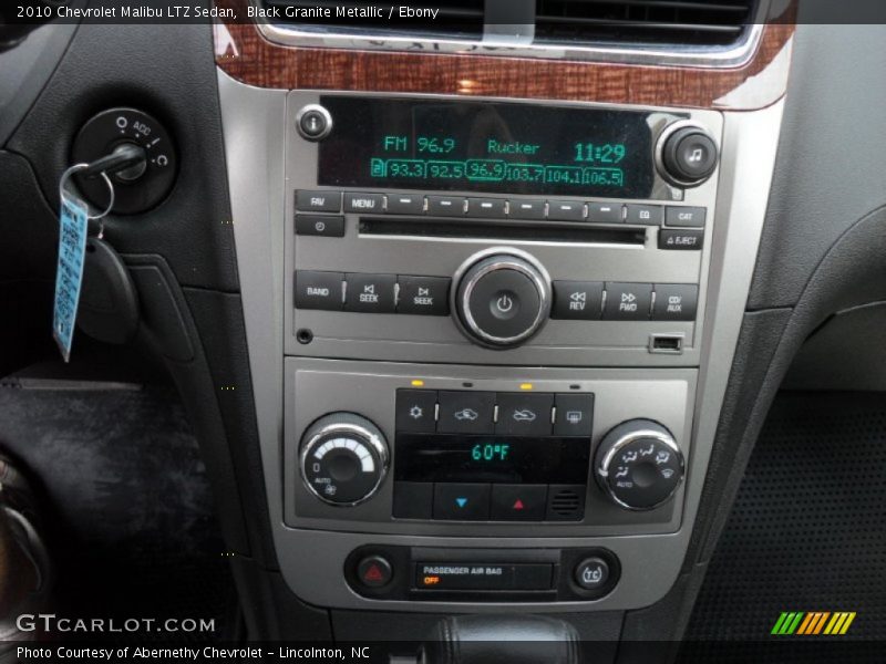 Controls of 2010 Malibu LTZ Sedan