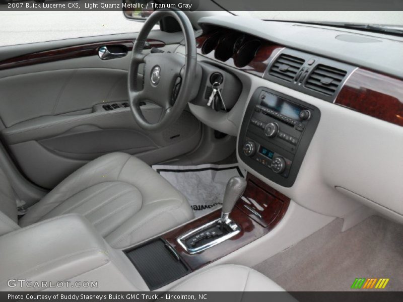 Dashboard of 2007 Lucerne CXS