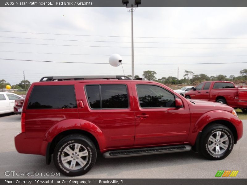 Red Brick / Graphite 2009 Nissan Pathfinder SE