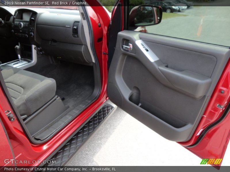 Red Brick / Graphite 2009 Nissan Pathfinder SE
